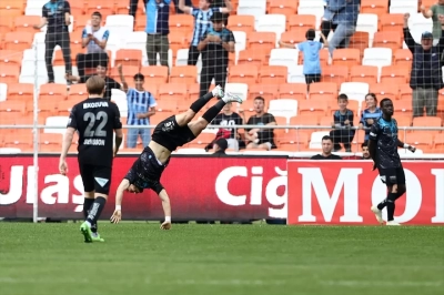 Adana Demirspor’dan Kasımpaşa’ya 5’lik tarife