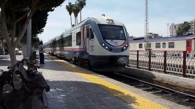 Adana-Mersin Tren Seferleri Başladı