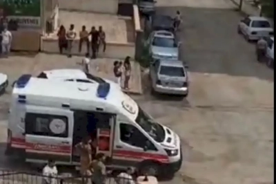 3 yaşındaki çocuk babasını öldürdü