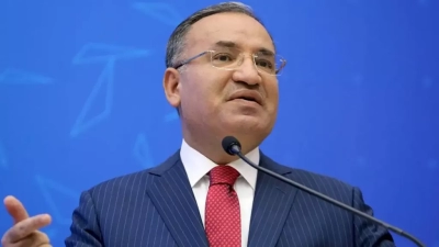 Adalet Bakanı: Yıkılan binaların yapımında kusuru olanlar hesap verecek