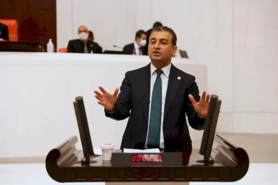 CHP’li Bulut: Her gazetecinin özgürce istediği soruyu sorduğu bir ortamı yaratacağız
