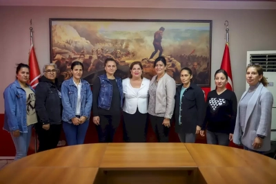 Elif Doğan Türkmen, CHP Seyhan Belediye Başkan A.Adayı Oldu