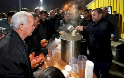 Yüreğir Belediyesi tüm imkanlarıyla seferber oldu