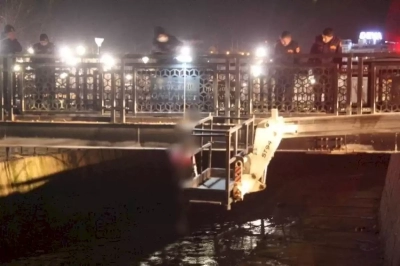 Gaziantep'te korkuluklara asılı ceset bulundu