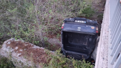 Kozan Feke karayolu trafik kazası 4 yaralı