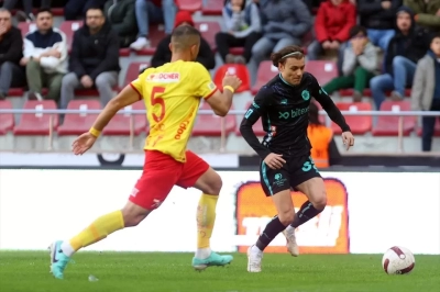 Demirspor, Kayseri’den 1 puan ile dönüyor