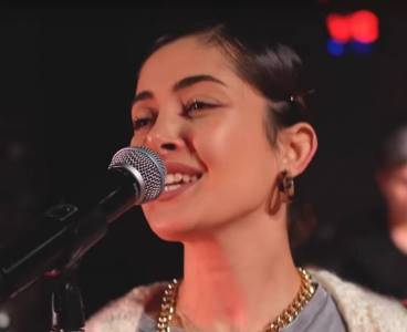 Mary Jane - Deniz Üstü Köpürür