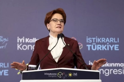 Meral Akşener sigarayı bırakıp diyete başladı