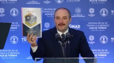 Bakan Varank: Yılda 40 ton altını ekonomiye kazandırıyoruz