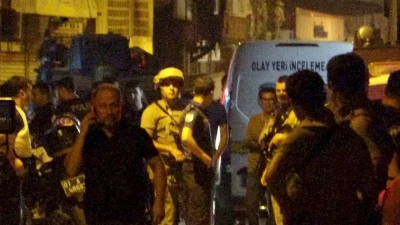 Düğün salonunda başlayan tartışma kanlı bitti: 4 yaralı