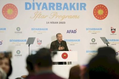 Erdoğan: Yapamayacakları vaatlerle vatandaşlarımızın umutlarıyla oynuyorlar