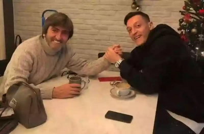 Rıdvan Dilmen'den Mesut Özil paylaşımı
