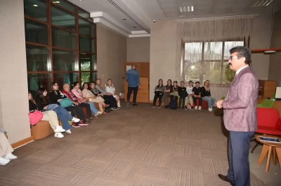 Avrupalı öğretmen ve öğrencilerden Sarıçam Belediyesi’ne ziyaret