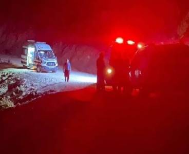 Kozan'da uçuruma yuvarlanan traktörün sürücüsü öldü