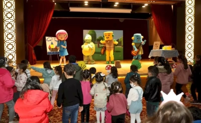 Yüreğir Belediyesi çocuk şenliği düzenliyor