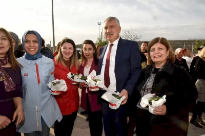 Başkan Karalar: Eşit topluma kadar omuz omuza mücadele sürecek