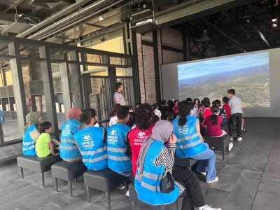 Adana Gençlik Merkezi müze ziyaretinde