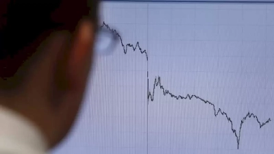 Rus Piyasalarında Işlemler Değer Kayıplarının Ardından Durduruldu