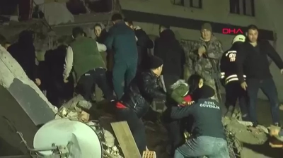 Diyarbakır’da ilk belirlemelere göre 6 kişi öldü, 79 yaralı ve 6 bina yıkıldı