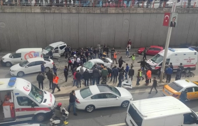 Diyarbakır’da 6 araç birbirine girdi: 3’ü ağır, 5 yaralı