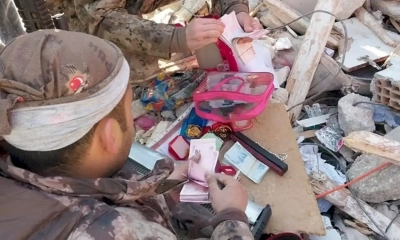 Hatay’da madenciler para ve altın buldu