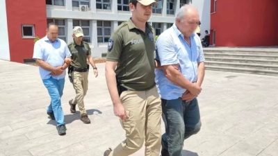 Hayvana şiddet uygulayan 2 kasap adliyeye sevk edildi