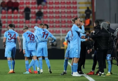 Trabzonspor, geriden gelerek turladı