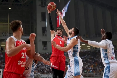 12 Dev Adam, Yunanistan'a mağlup oldu