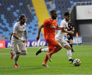 Adanaspor kümede kalma garantisini alamadı