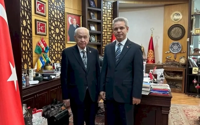 Ali Demir, Kozan için adaylık mürcatını gerçekleştirdi