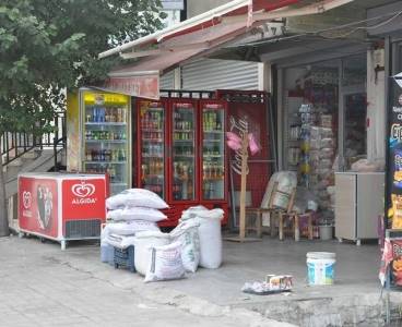 Şark kurnazı esnaflar yasağı delmenin yolunu buldu