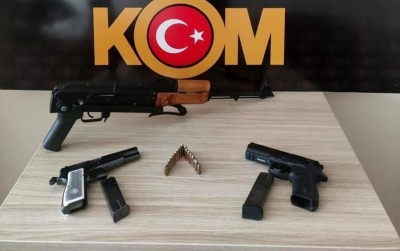 Ceyhan’da Aydar’lar grubuna eş zamanlı operasyon: 12 gözaltı