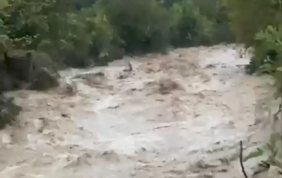 Kozan, İmamoğlu, Feke, Saimbeyli ve Aladağ’ı fırtına vurdu