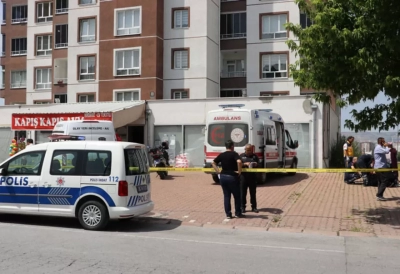 13. kattaki evlerinin balkonundan düşen anne ve 2 çocuğu hayatını kaybetti