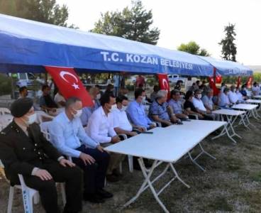 Kozanlı 15 Temmuz şehidi kabri başında anıldı