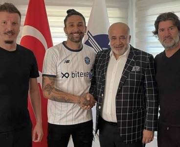Adana Demirspor Lucas Castro'yu kadrosuna kattı