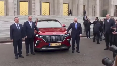 Bakan Varank Meclis'e TOGG ile geldi