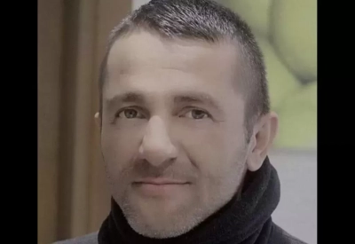 17 yaşındaki kız uyuyan babasının boğazını kesti