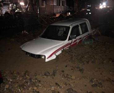 Rize'de sağanak yağış sonrası heyelan meydana geldi