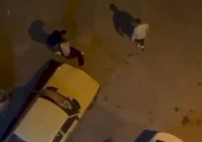 Torbacıya mahallenin gençlerinden meydan dayağı