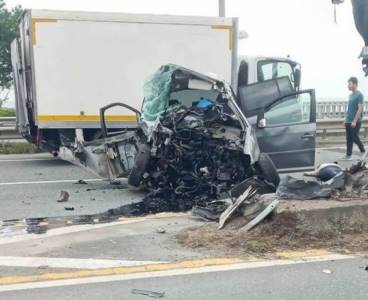 Trabzon'da otomobil kazası: 2 ölü, 4 yaralı
