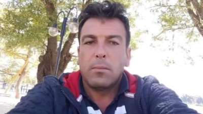 Traktörle römork arasına sıkışan işçi hayatını kaybetti