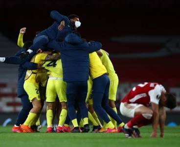 UEFA Avrupa Ligi'nde finalin adı: Manchester - Villarreal