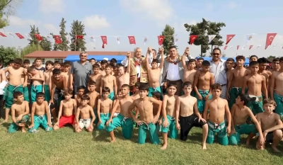 7. İsmet Atlı Karakucak Güreşleri yapıldı