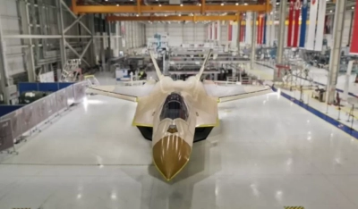 Milli Muharip Uçak hangardan çıkışa hazır