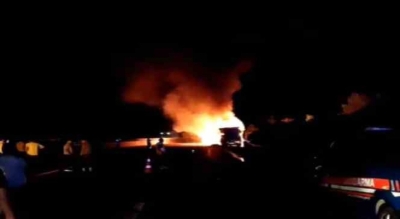 Tır Pozantı otoyolunda alev alev yandı