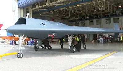 ANKA-3 görücüye çıktı! İlk taksi testini gerçekleştirdi