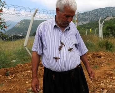 Kazım Karadurak Amca Akrebe Meydan Okuyor