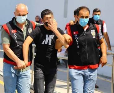 Yüreğir'de 16 yaşındaki çocuk katil oldu