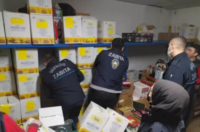 Yağ stoklayan marketlere belediyeden gece baskını